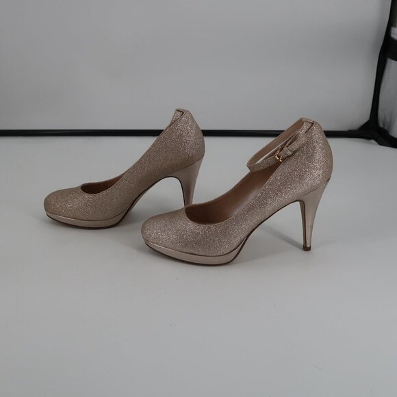 Unisa Women's Light Pink Texture Glitter Heels Size 10 in Box - Picture 8 of 12
